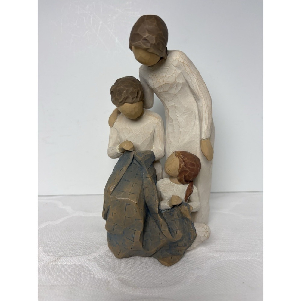 Willow Tree Generations Figurine  by Susan Lordi Demdaco 2005 No Box Retired